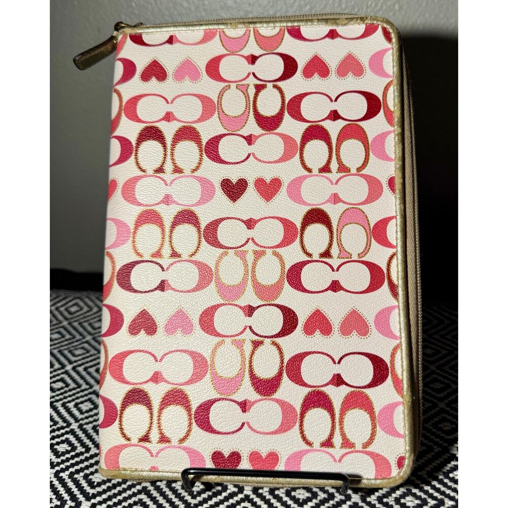 Coach Signature Heart Peyton E-Reader Tablet Case